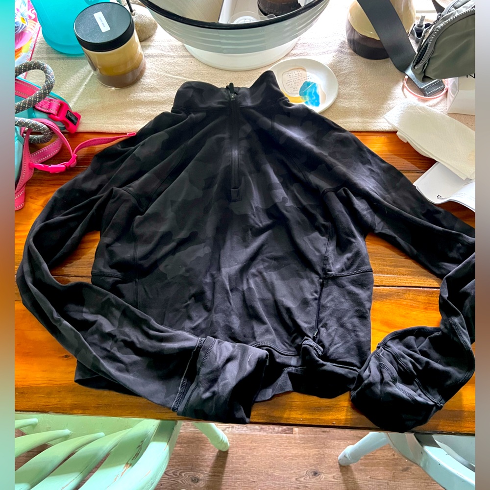 It’s rulu sun cropped half zip